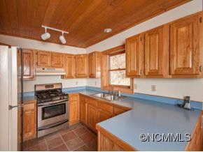 1364 SPRINGBROOK FARM RD. - Photo 6