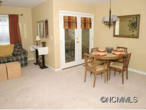 42 LAMB AVENUE - Photo 6