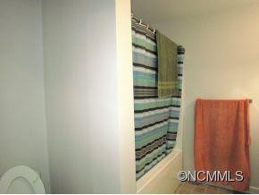125 Clingman Avenue,  Unit 204 - Photo 8