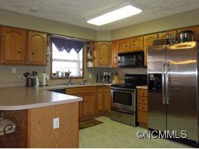198 Center Ridge Dr - Photo 5
