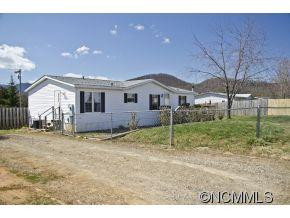 21 Motts Drive - Photo 3