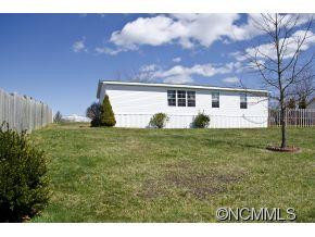 21 Motts Drive - Photo 4