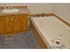 21 Motts Drive - Photo 9