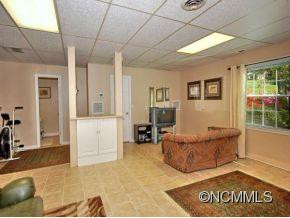 207 HAWTHORN DRIVE - Photo 14