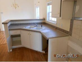 8 Blaines Way - Photo 2