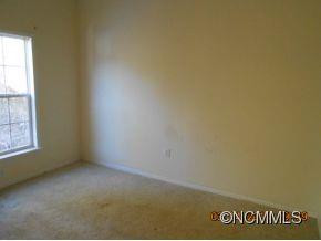 8 Blaines Way - Photo 3