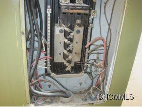  - Photo 6