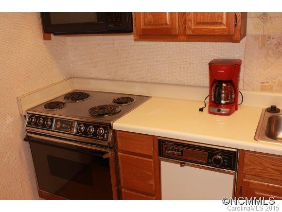 647 Town Mountain Road #605 - Photo 7