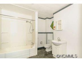 37 Majestic Avenue - Photo 19