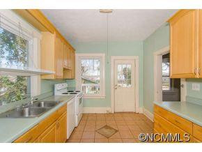 37 Majestic Avenue - Photo 8