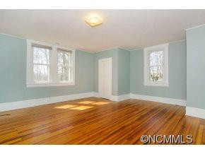 37 Majestic Avenue - Photo 10