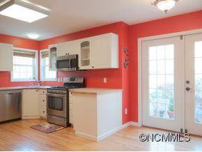 205 Riene Lane - Photo 2