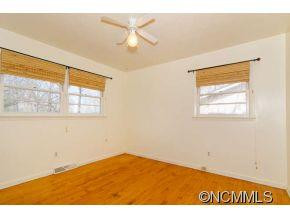 170 Riverview Drive - Photo 15