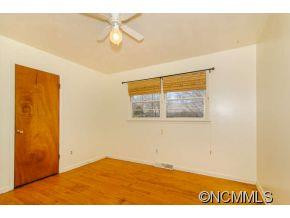170 Riverview Drive - Photo 16