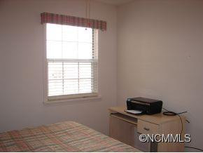 68 Lakeview Court - Photo 11