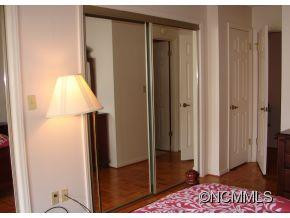 68 Lakeview Court - Photo 9