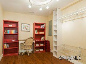 39 Nixon - Photo 16