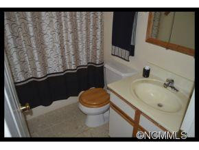 64 Forest Lake Drive - Photo 16