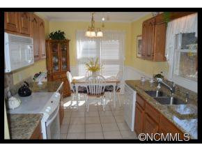 64 Forest Lake Drive - Photo 4