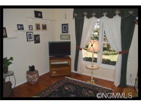 64 Forest Lake Drive - Photo 10