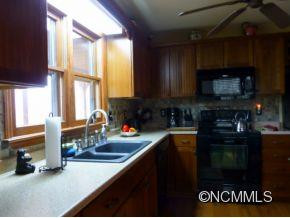 28 Whitaker Circle - Photo 8