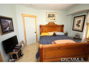 228 VEHORN RD - Photo 6