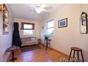 50 Jones Road - Photo 2