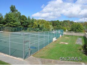 1303 Abbey Circle - Photo 17