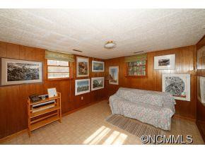 127 Sir Galahad Drive - Photo 16