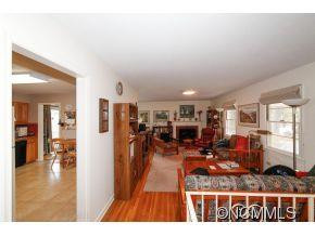 127 Sir Galahad Drive - Photo 5