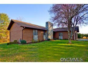 44 Hillside Dr. E