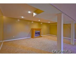 44 Hillside Dr. E - Photo 18