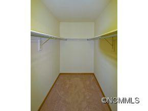 44 Hillside Dr. E - Photo 8