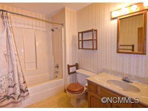 44 Hillside Dr. E - Photo 9