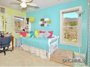 6 Indian Place - Photo 18