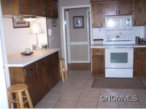 166 Maple Street - Photo 6