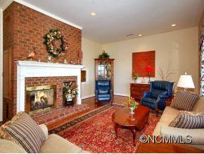 206 PINEHOLT LANE - Photo 4