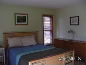 21 Dogwood Grove - Photo 9