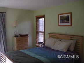 21 Dogwood Grove - Photo 10