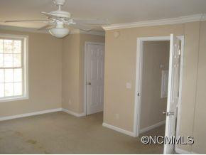  - Photo 6