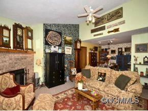 10B RAVENCROFT LANE - Photo 2