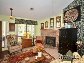10B RAVENCROFT LANE - Photo 3