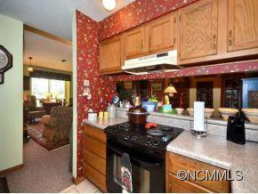 10B RAVENCROFT LANE - Photo 8