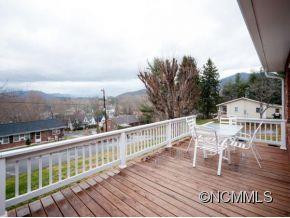 25 CHAPMAN STREET - Photo 2