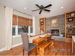 25 CHAPMAN STREET - Photo 3