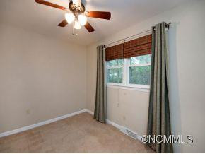 25 CHAPMAN STREET - Photo 9