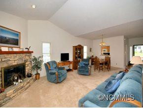 23 COUNTRY MEADOWS LANE - Photo 3