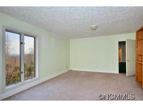 212 GREENLEAF DRIVE - Photo 19