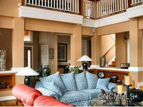 44 Falls Lane - Photo 3