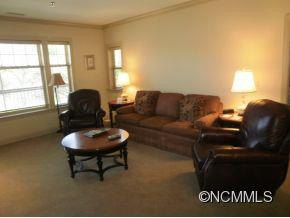 B202 Country Club Dr - Photo 4